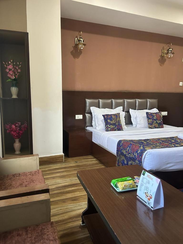 Twin Spring Hotel Gangtok Exterior photo