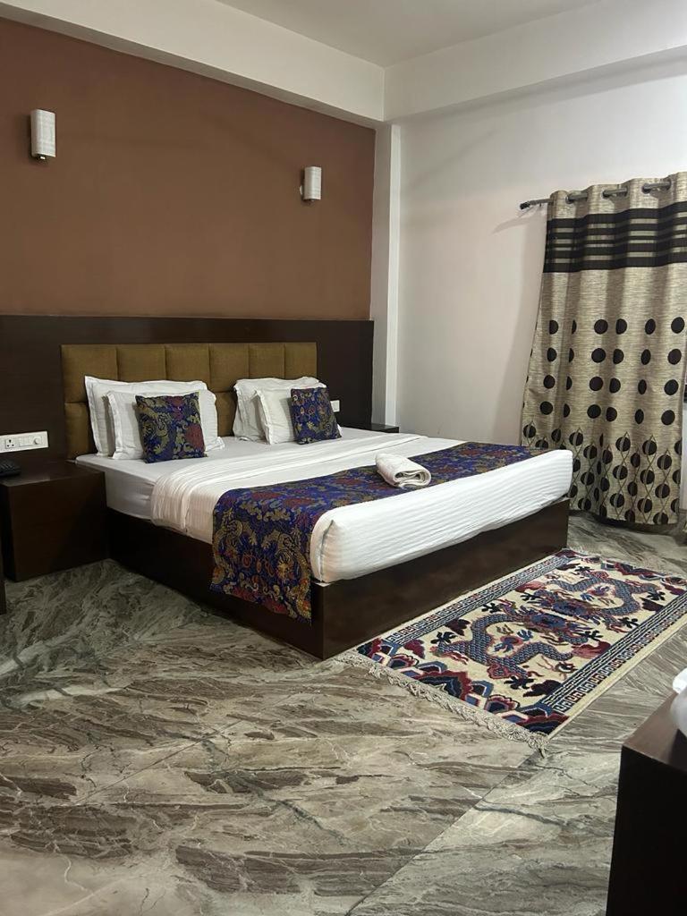 Twin Spring Hotel Gangtok Exterior photo